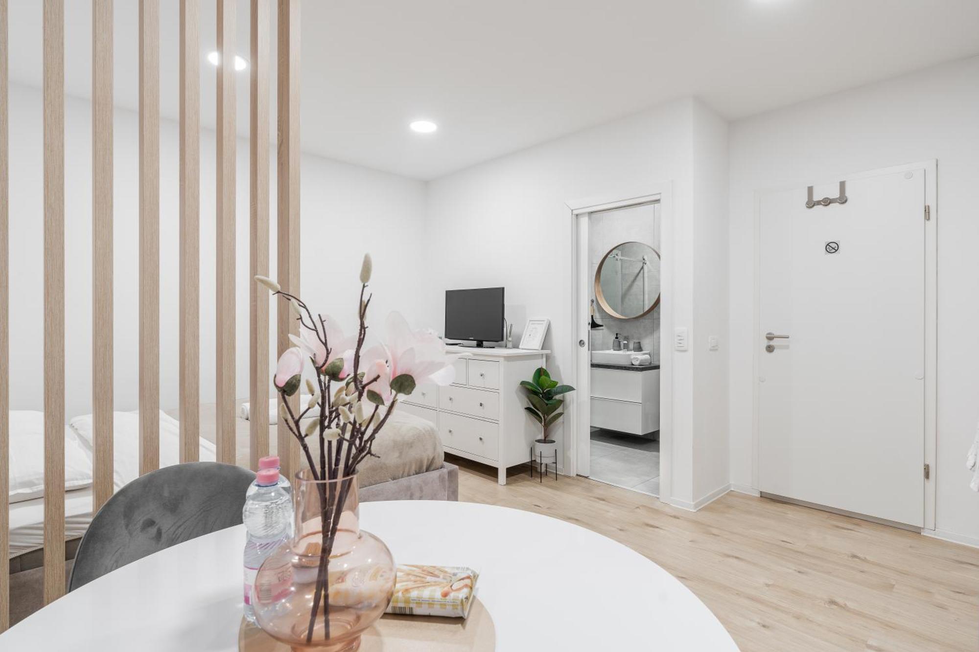 Classy & Cozy Apartment Любляна Екстериор снимка
